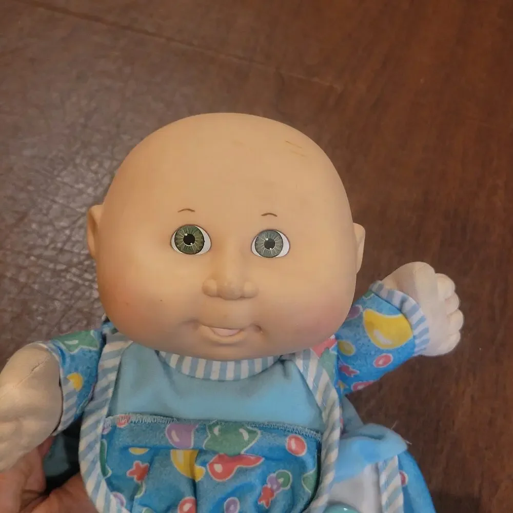 Vintage Cabbage Patch Kids Doll Love N Care Baby Toddler Collection 1992